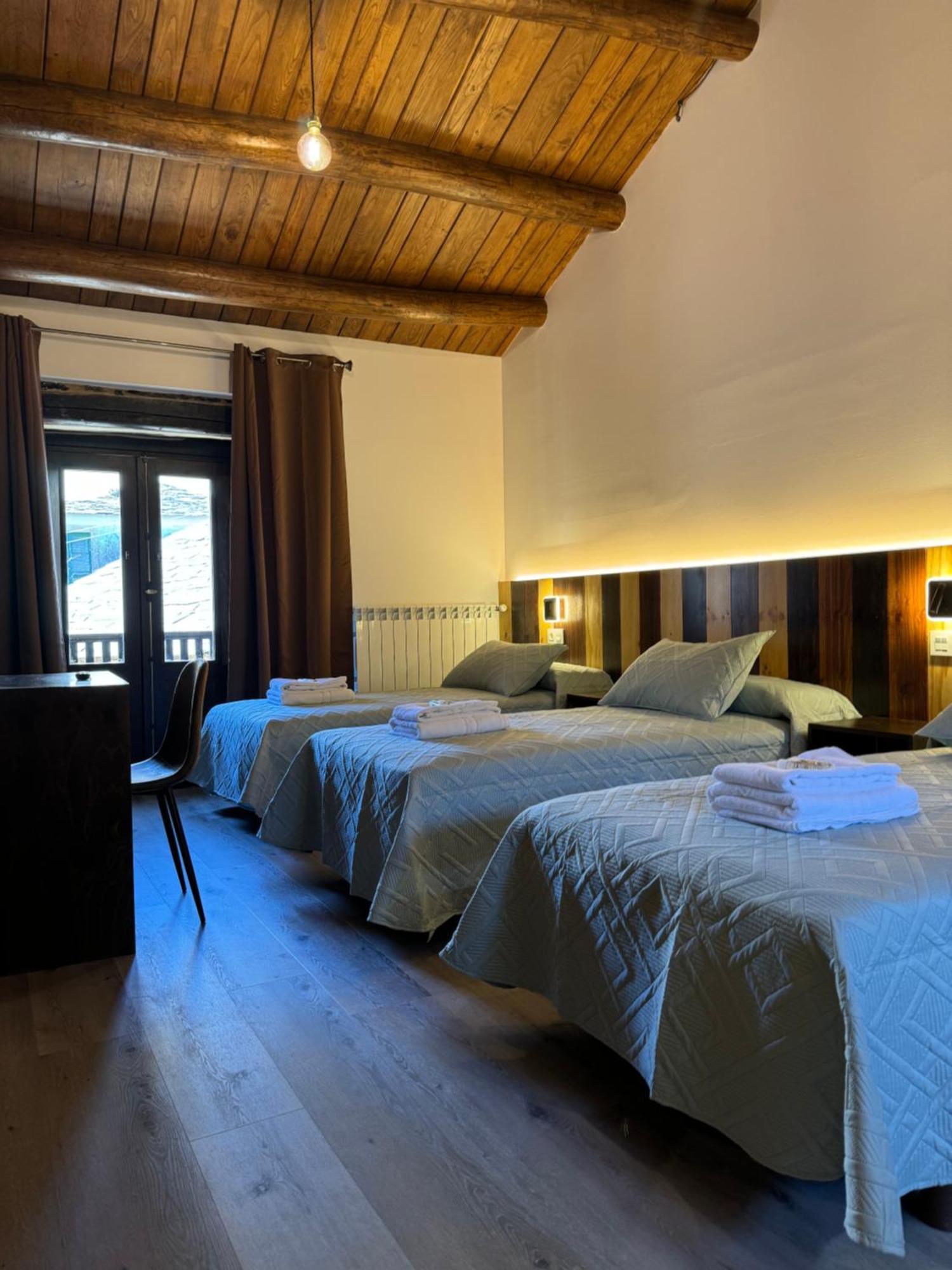 Boutique Vila De Triacastela Ngoại thất bức ảnh