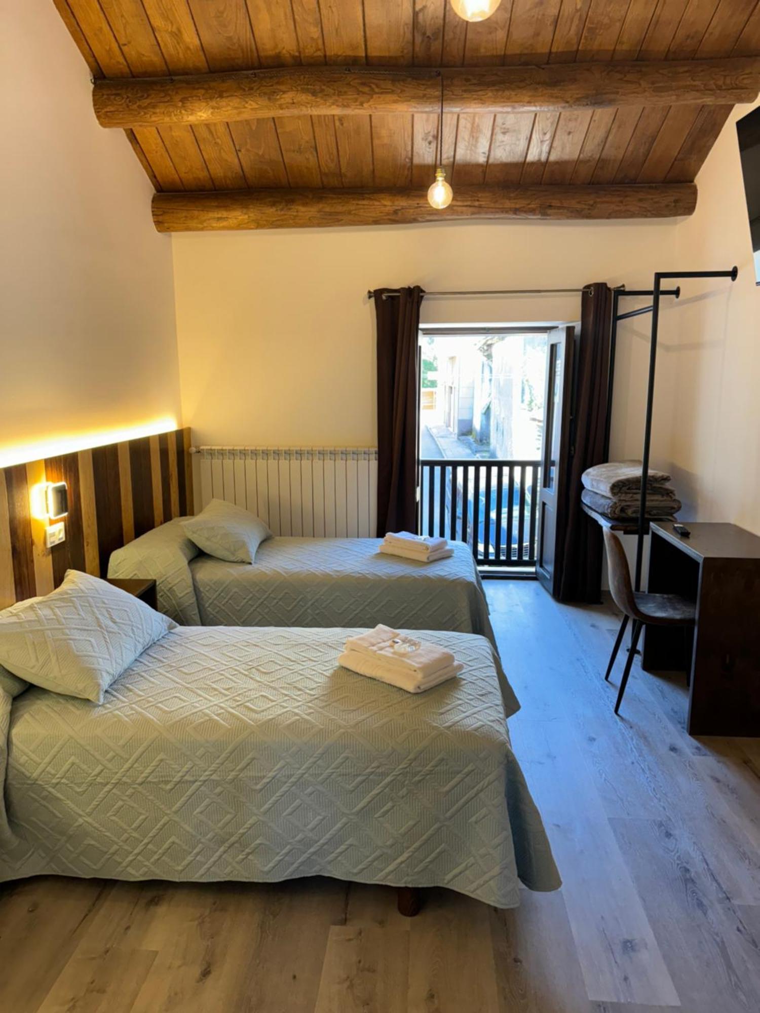 Boutique Vila De Triacastela Ngoại thất bức ảnh
